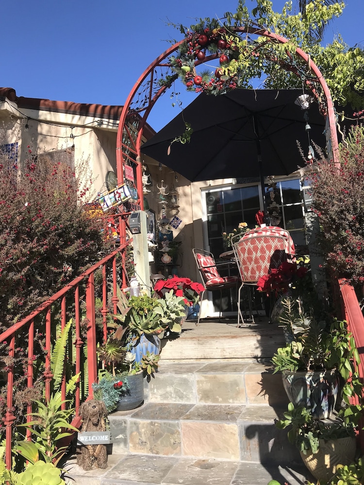 Always Inn San Clemente Bed Breakfast 60/65