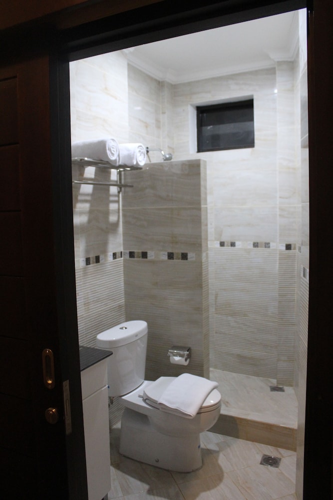 Fontana Hotel Jakarta 21/22