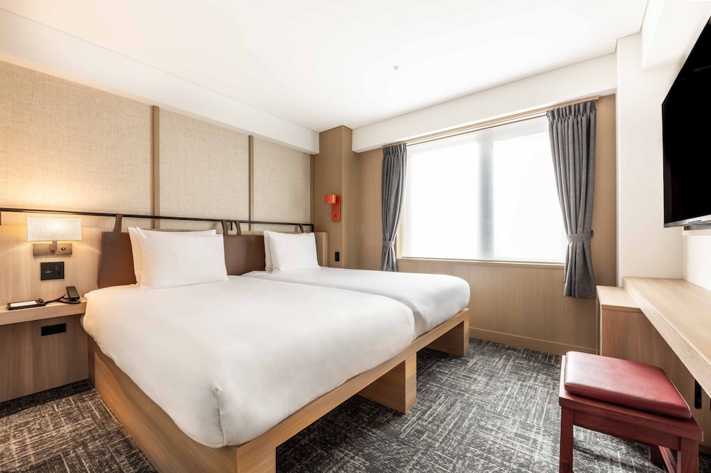 SUPERIOR, TWIN BEDS