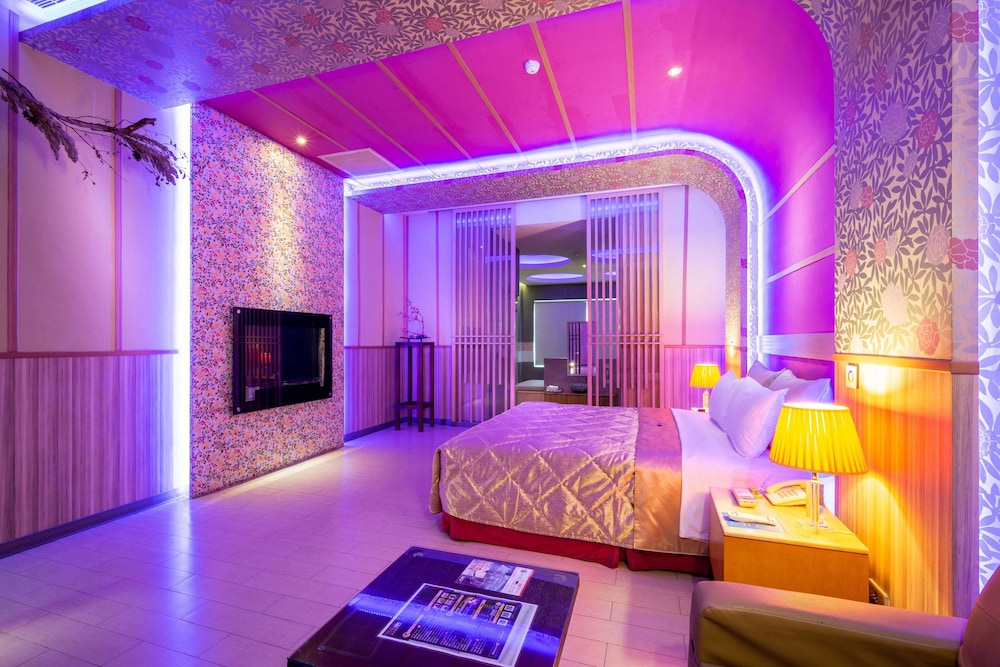 Vogue Boutigue Motel 14/64