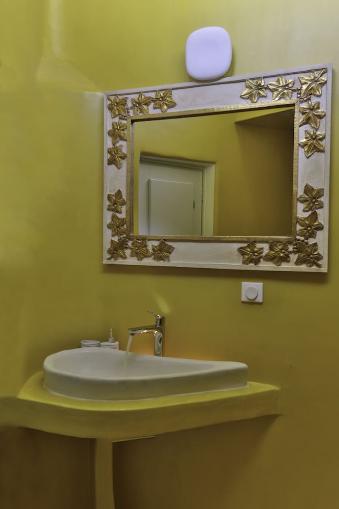 Trieris Villas And Suites 47/50