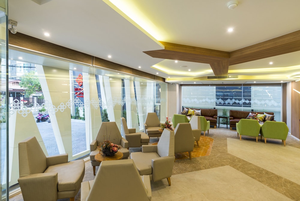 Zircon Hotel 37/53