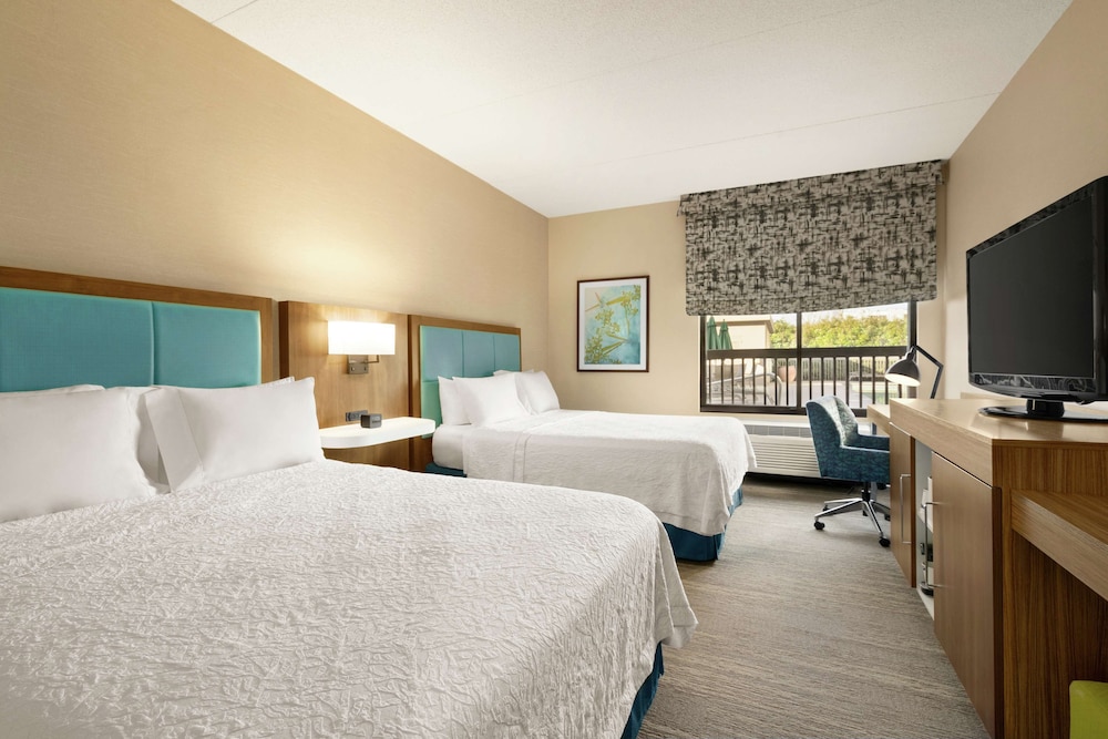 Hampton Inn Portland Airport 13/34