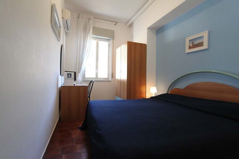 Hotel La Scogliera 4/22