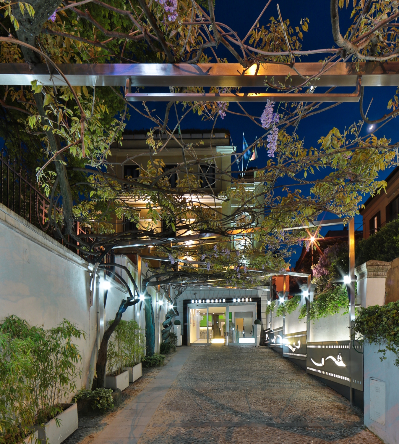Best Western Cinemusic Hotel 25/26