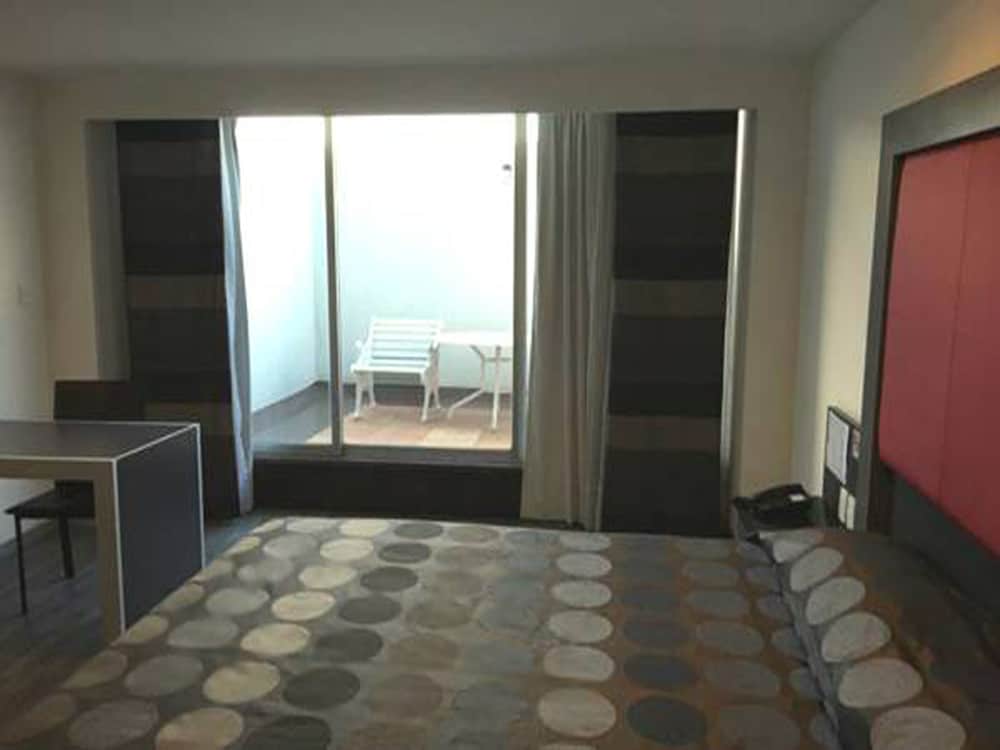 Hotel Atenas Plaza 18/37