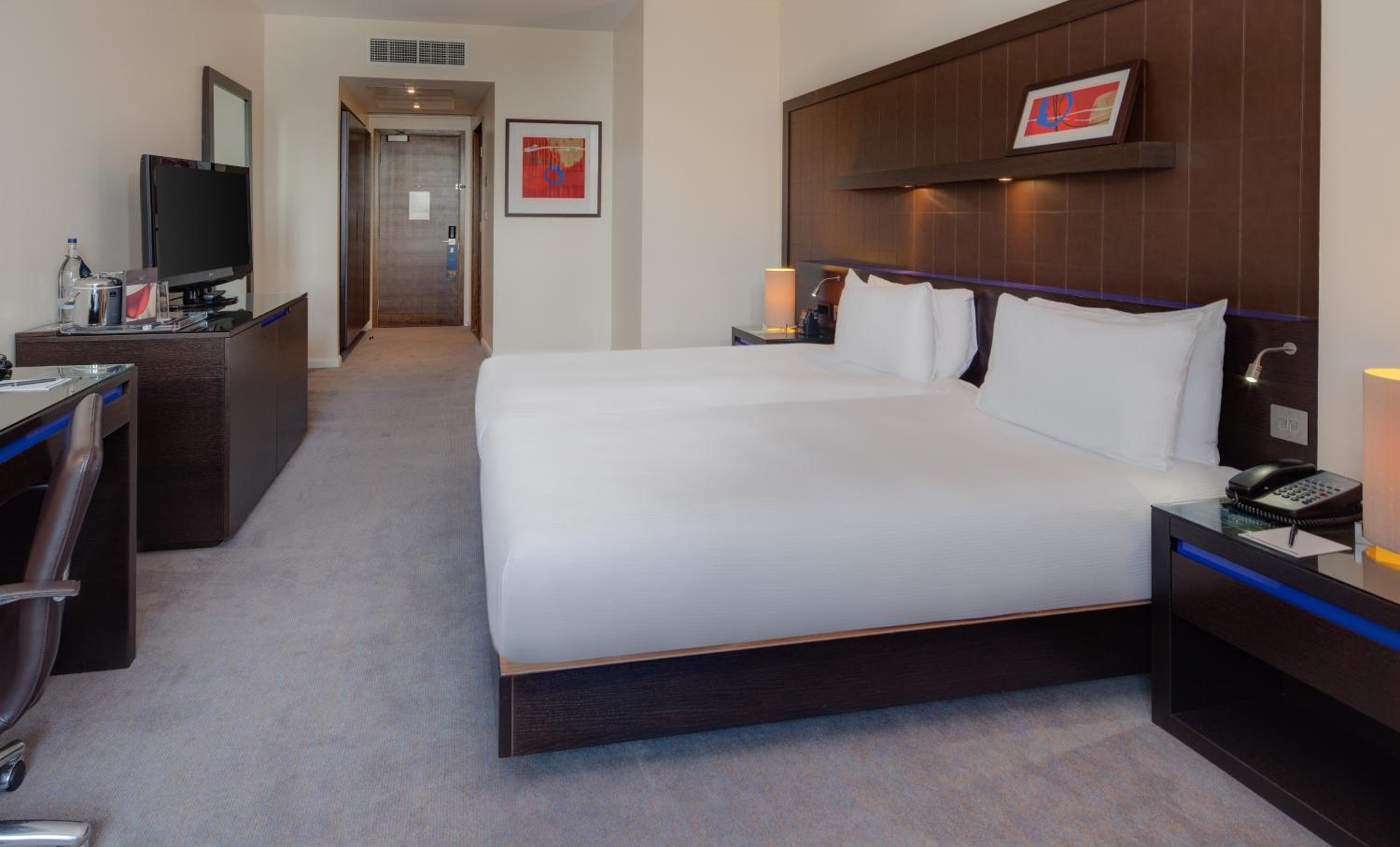 غرفة بسريرين منفصلين، Hilton London Canary Wharf 9/15