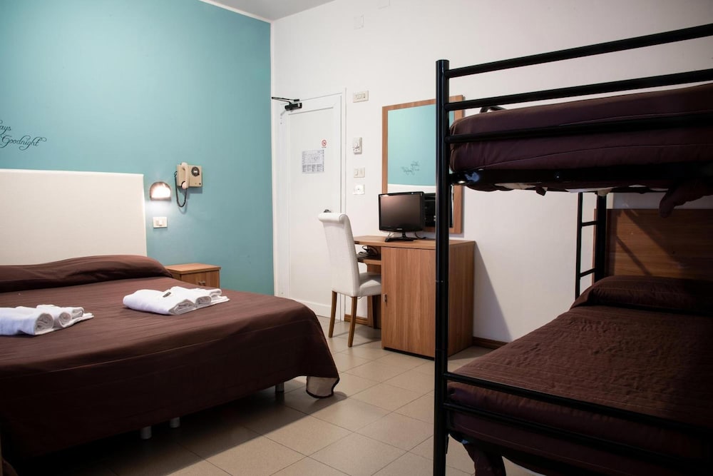 Hotel Veladoro 58/68