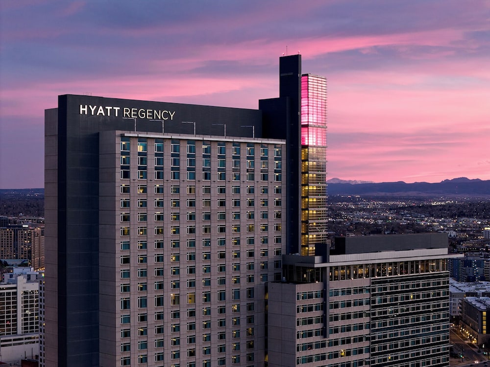Hyatt Regency Denver 6/77