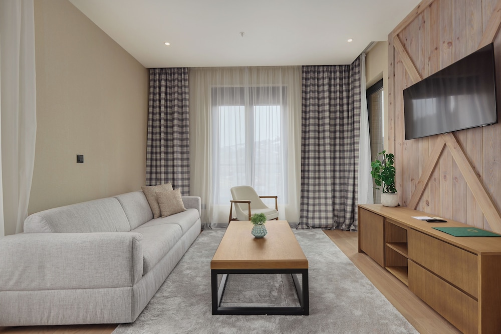 Wulfenia Hotel & Spa 46/66
