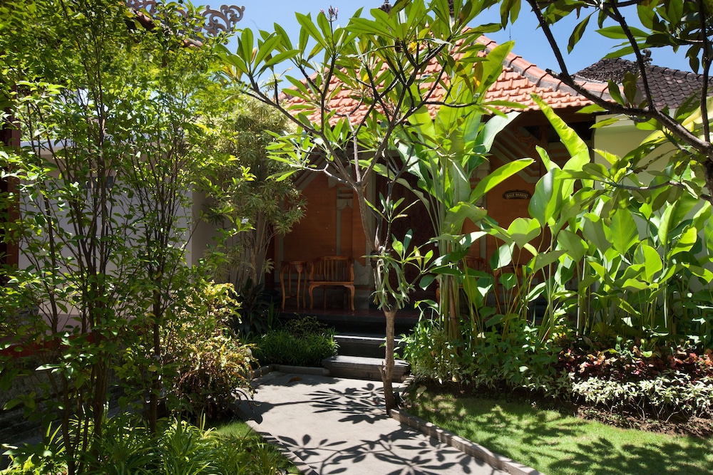 Nesa Sanur Hotel 12/65