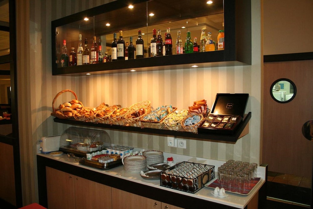 Hotel Antinea 12/27