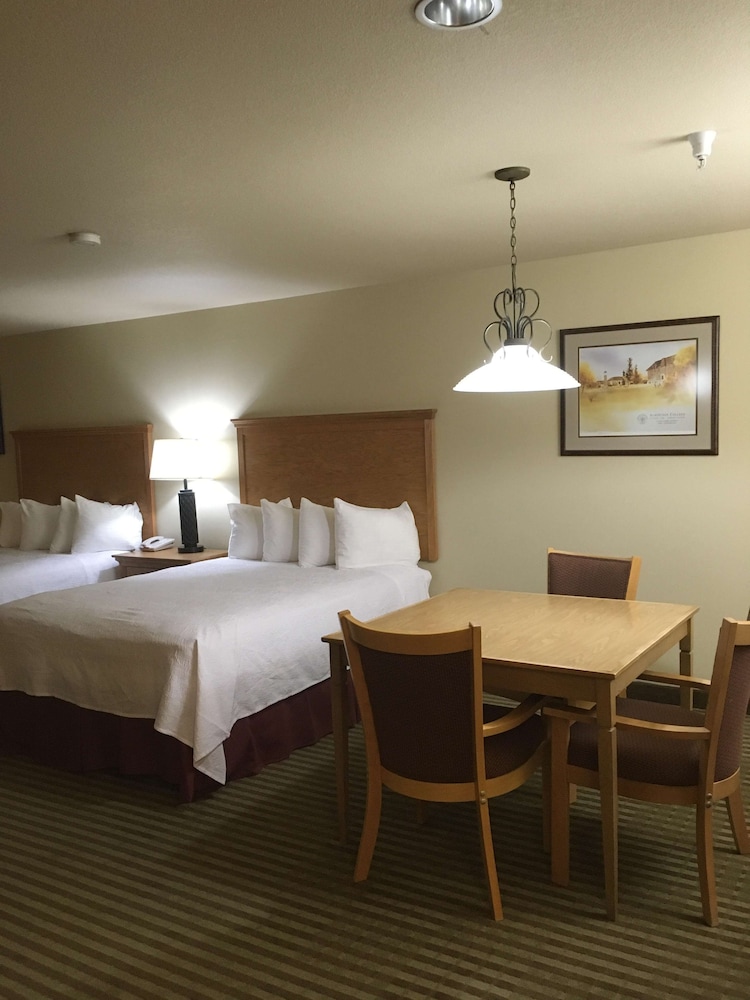Best Western Plus Caldwell Inn & Suites 8/46