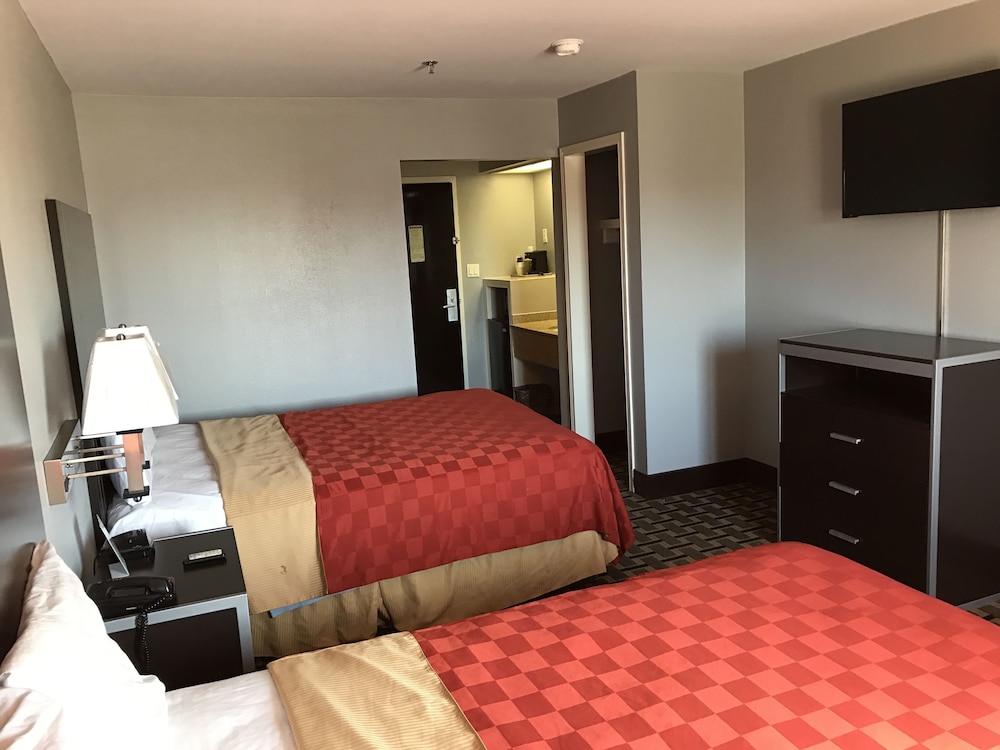 Express Inn Weslaco Mercedes 28/46