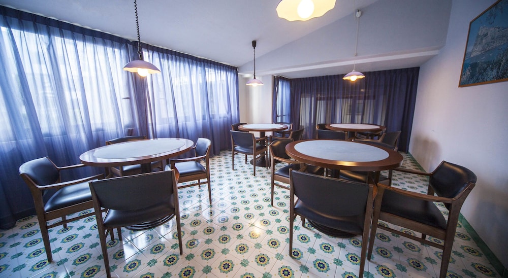 Ambasciatori Hotel 20/47