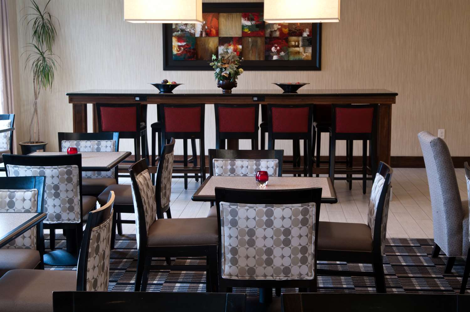 restaurant cafeteria