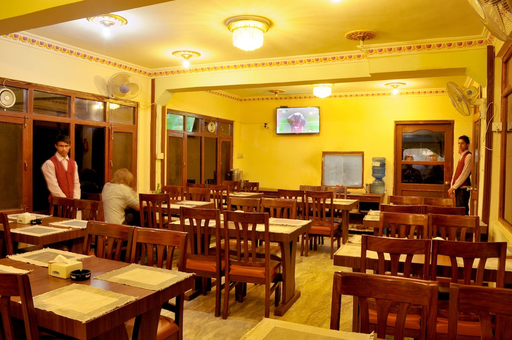 restaurant-cafeteria