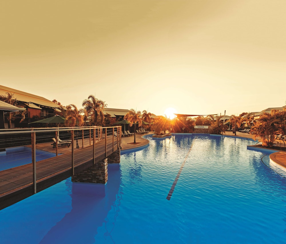 Oaks Cable Beach Resort 3/53