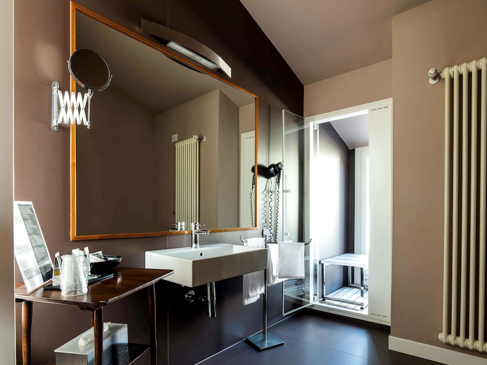 Ferrara Hotel 26/66