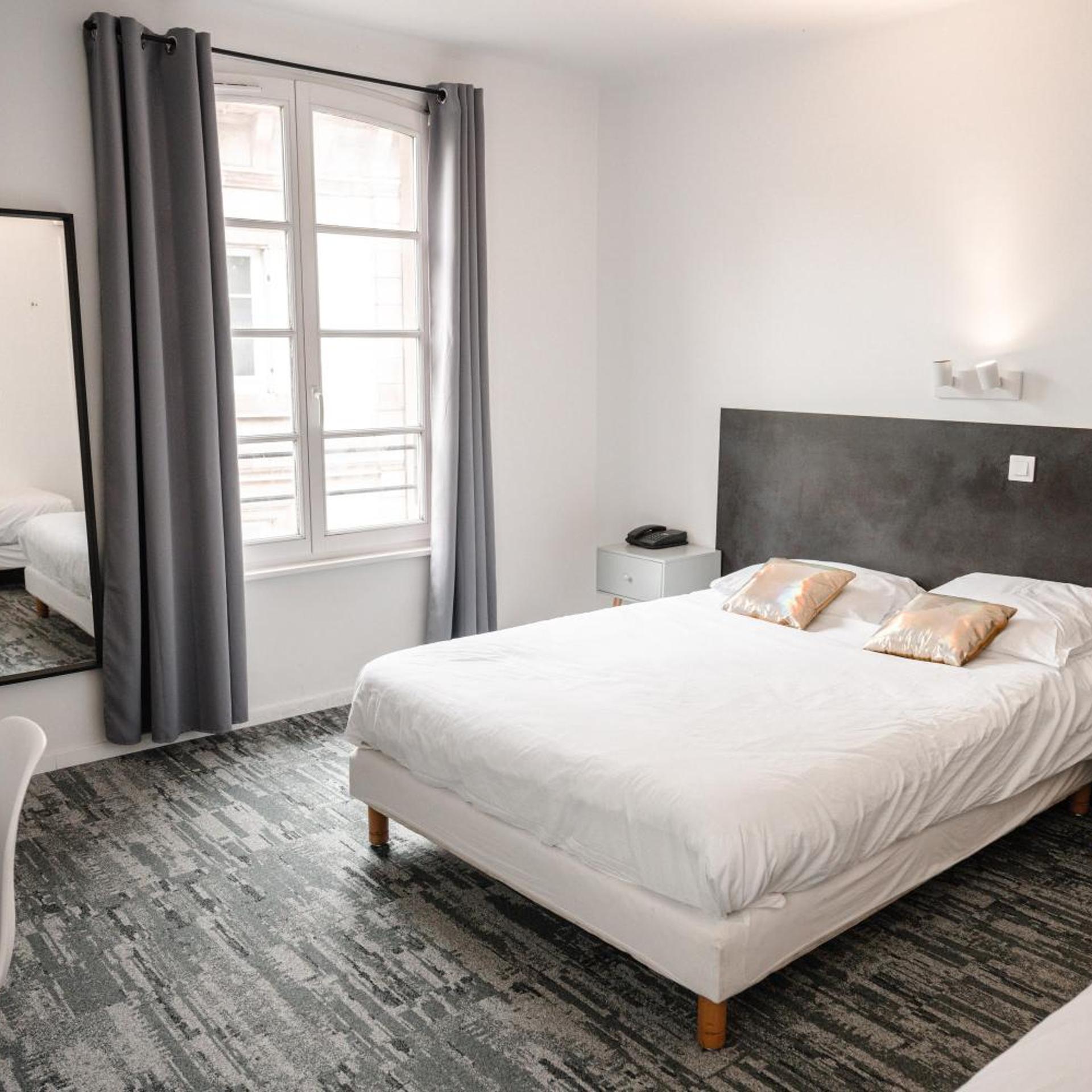 غرفة كلاسيكية بسرير مزدوج، Hotel des Arts 7/10