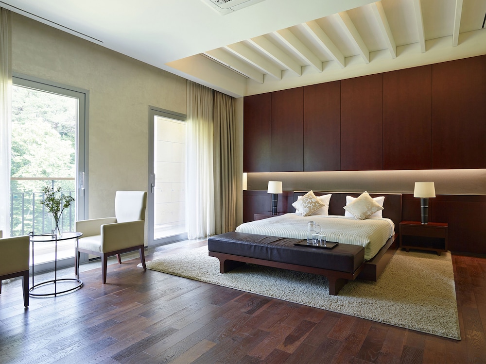The Suites Hotel Namwon 15/75