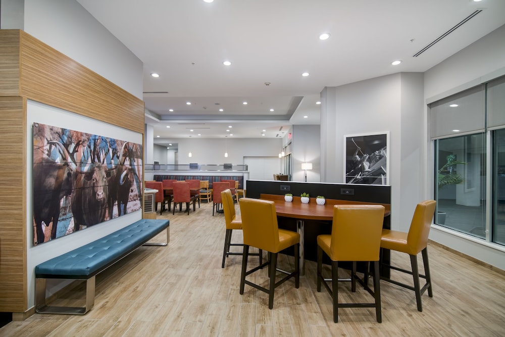 TownePlace Suites Fort Worth University Area/Medical Center 33/33