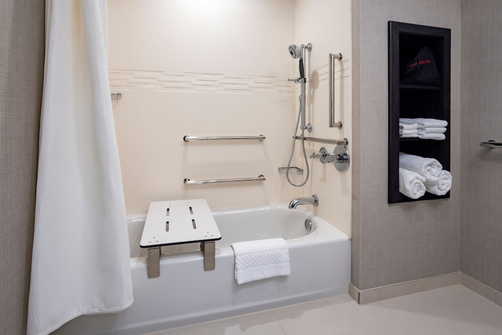 Residence Inn by Marriott Wenatchee 47/50