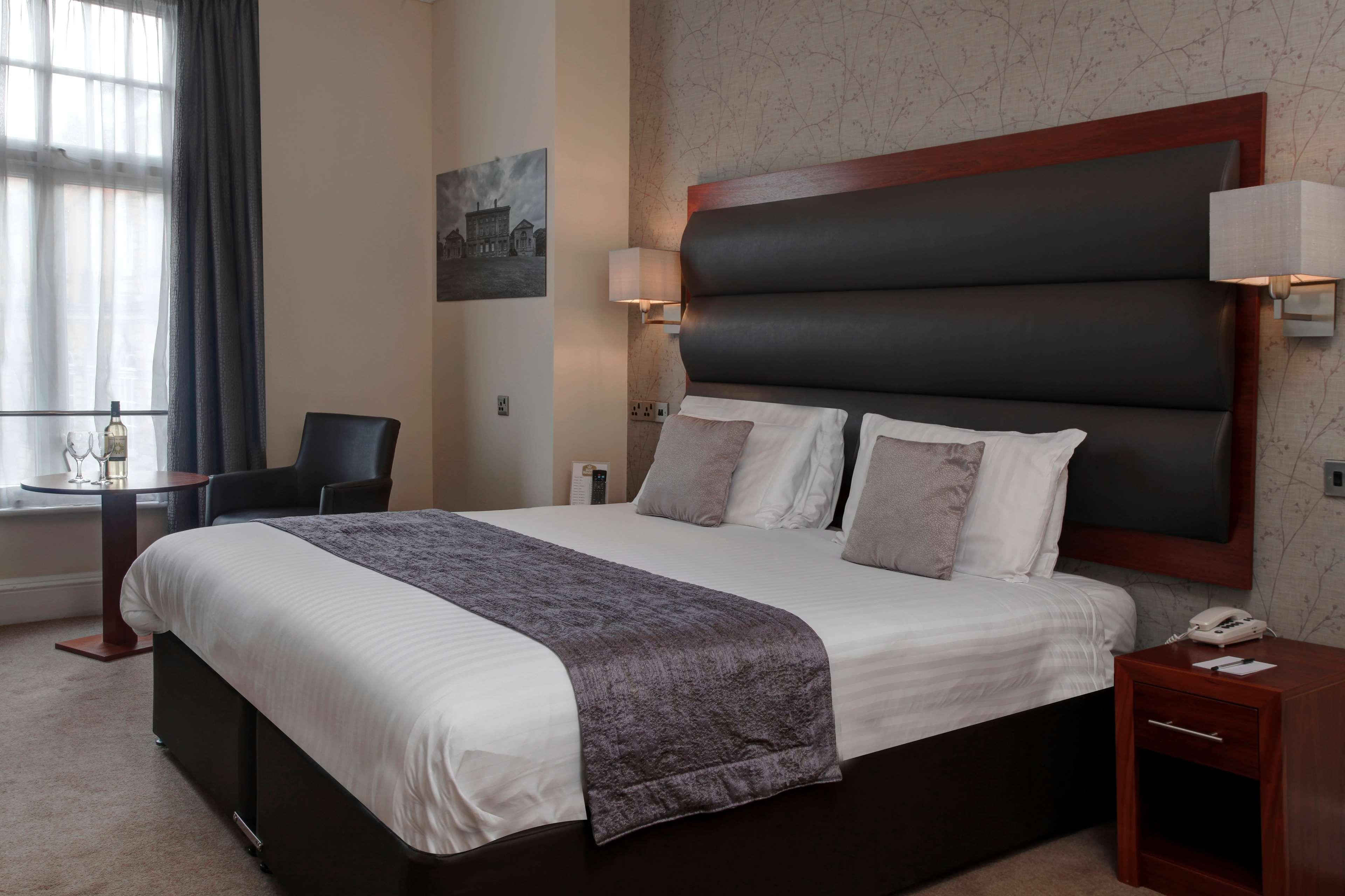 The Lion Hotel 14/45