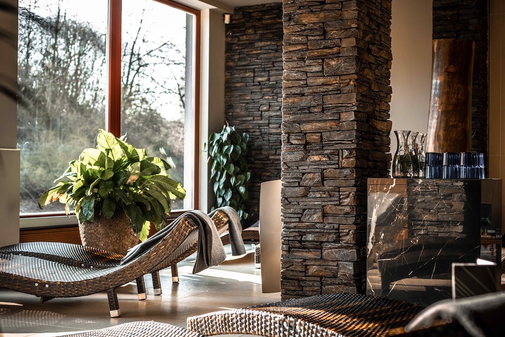 Volcano Spa Hotel 53/72