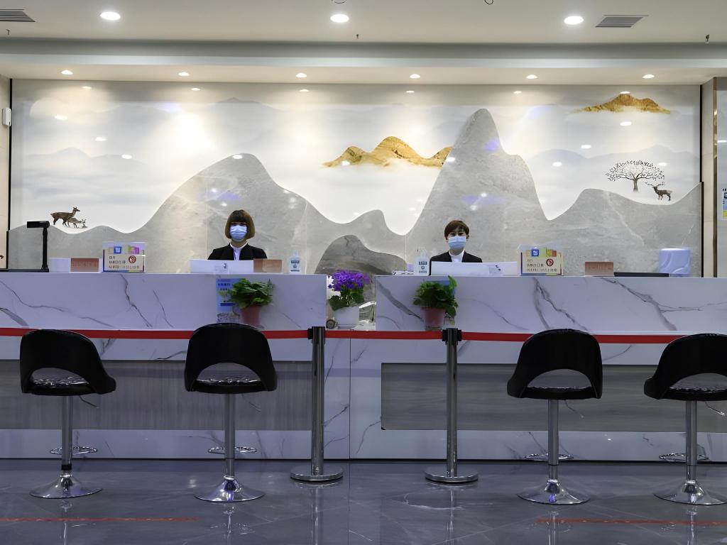 GreenTree Eastern Xinjiang Aksu Airport Hotel 39/45