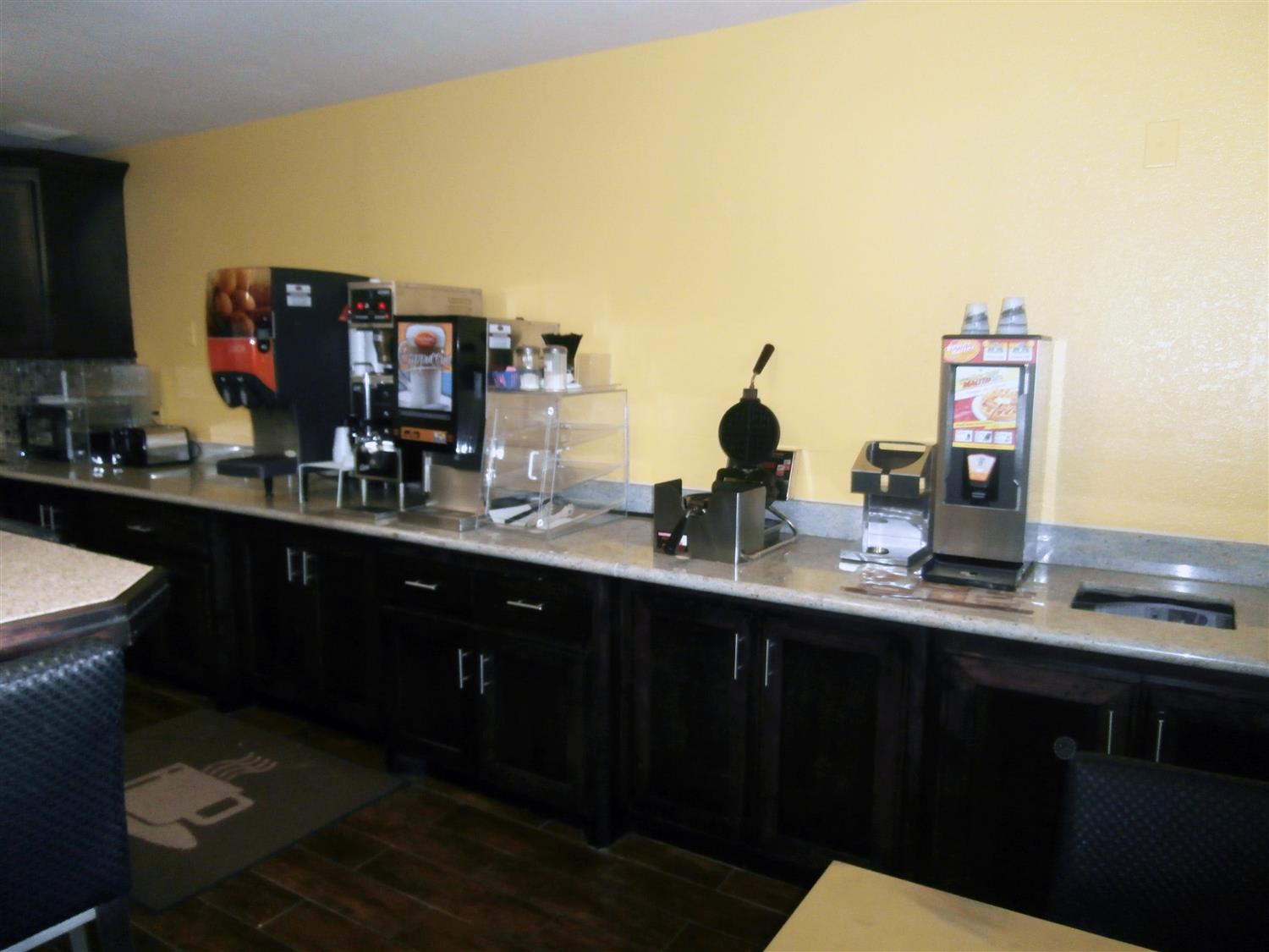 Home Suites 3/6