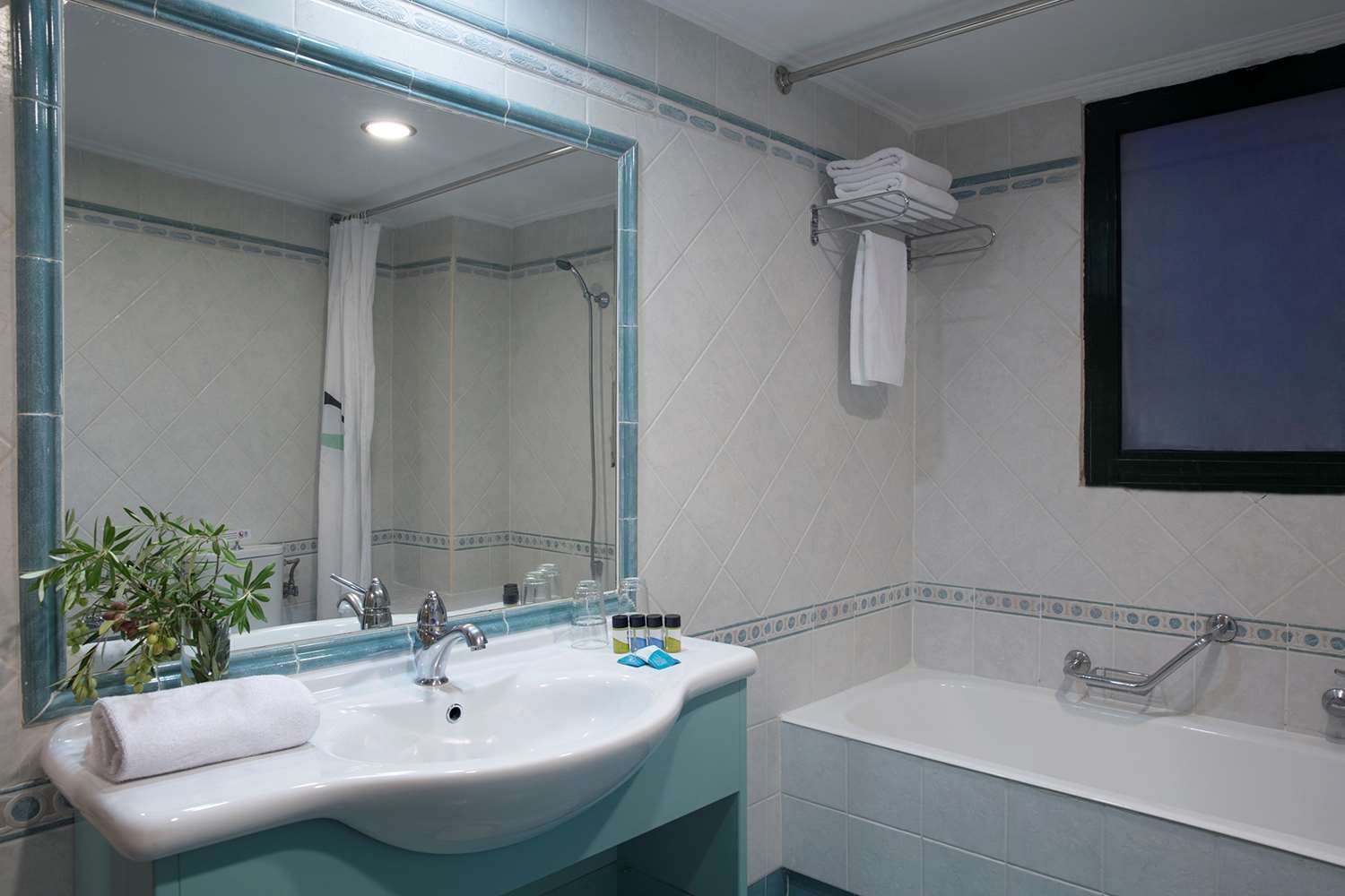 Ramada by Wyndham, Athens Club Attica Riviera 45/45