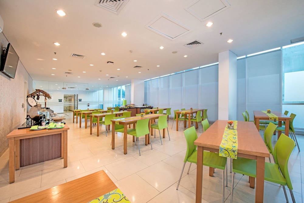 Whiz Prime Balikpapan 40/63