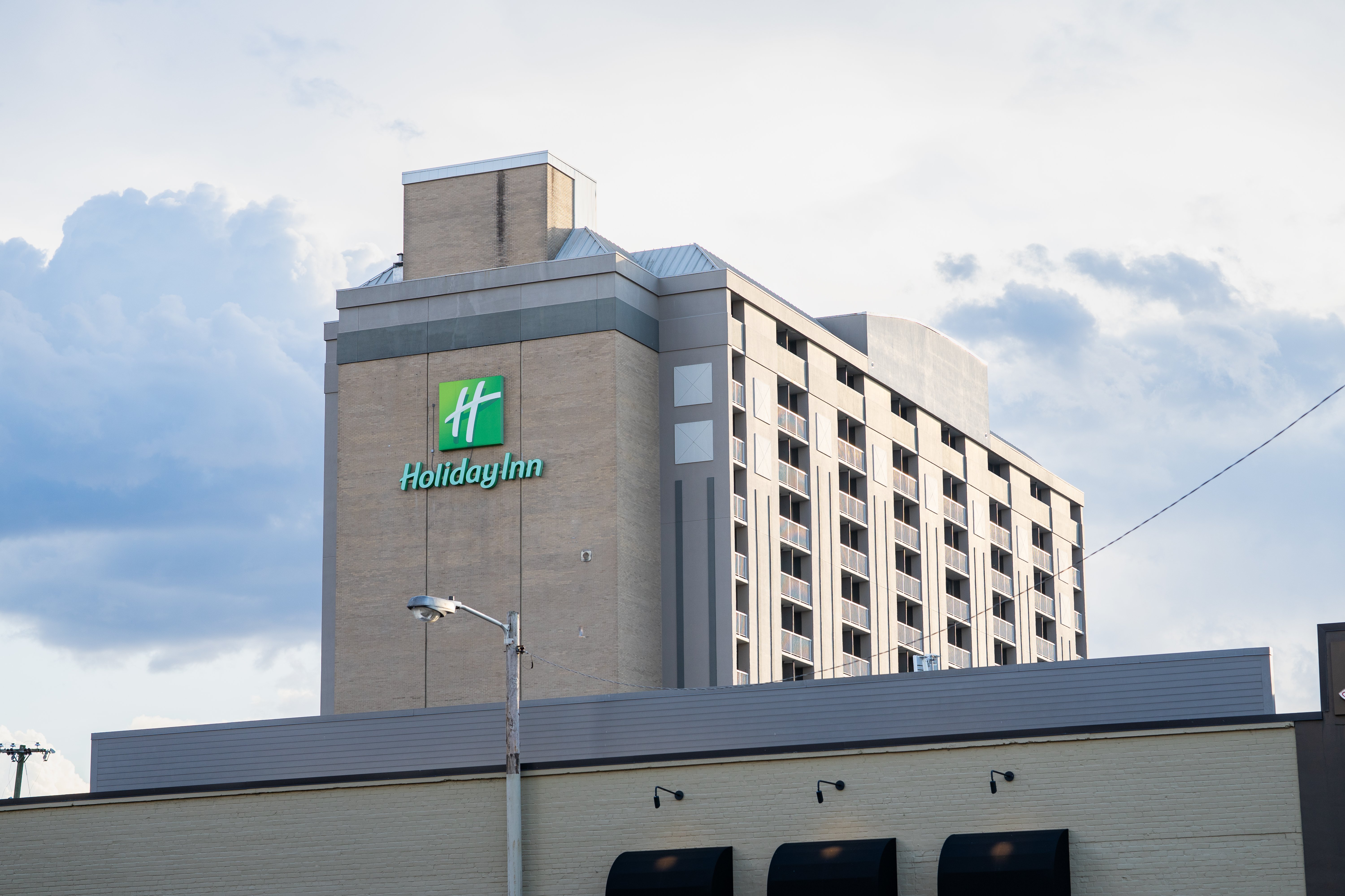 Holiday Inn Nashville-Vanderbilt (Dwtn) 4/82