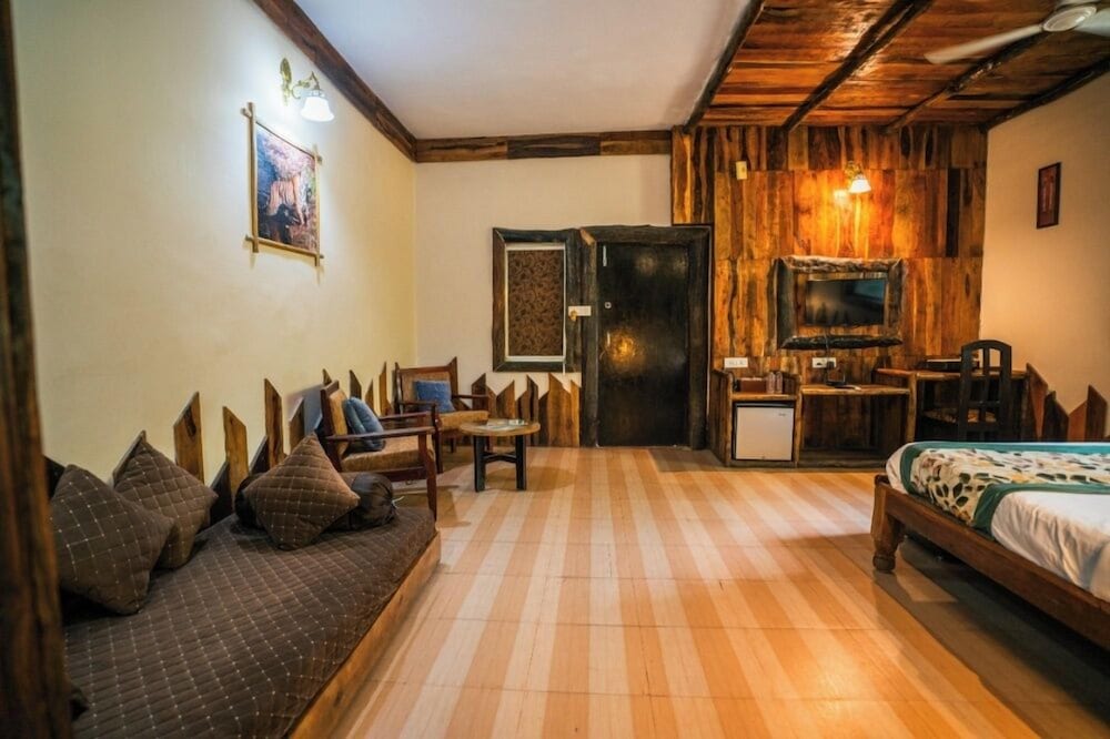 Mogli Resort 30/50