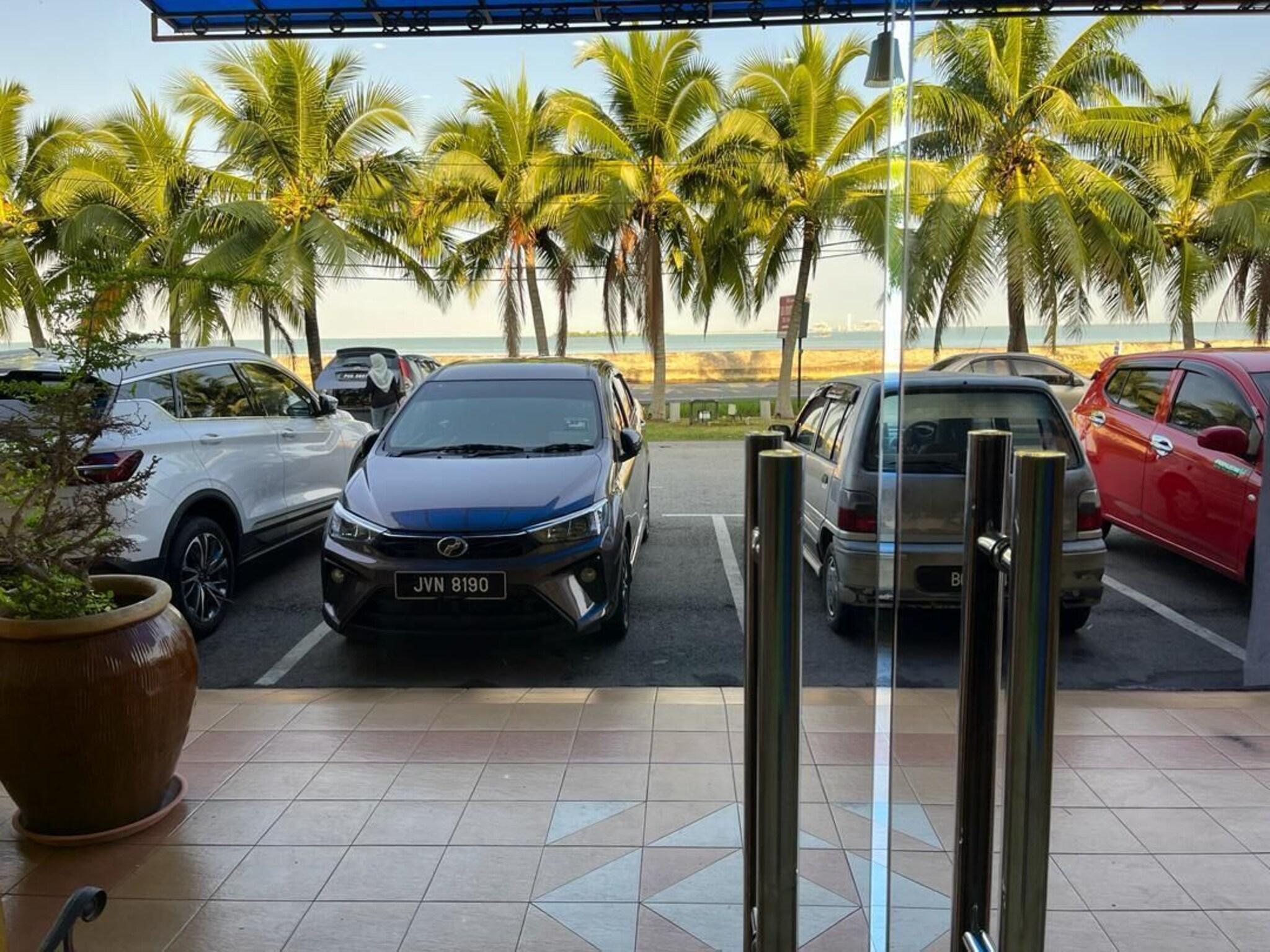 Pd Sea Front Hotel 24/26