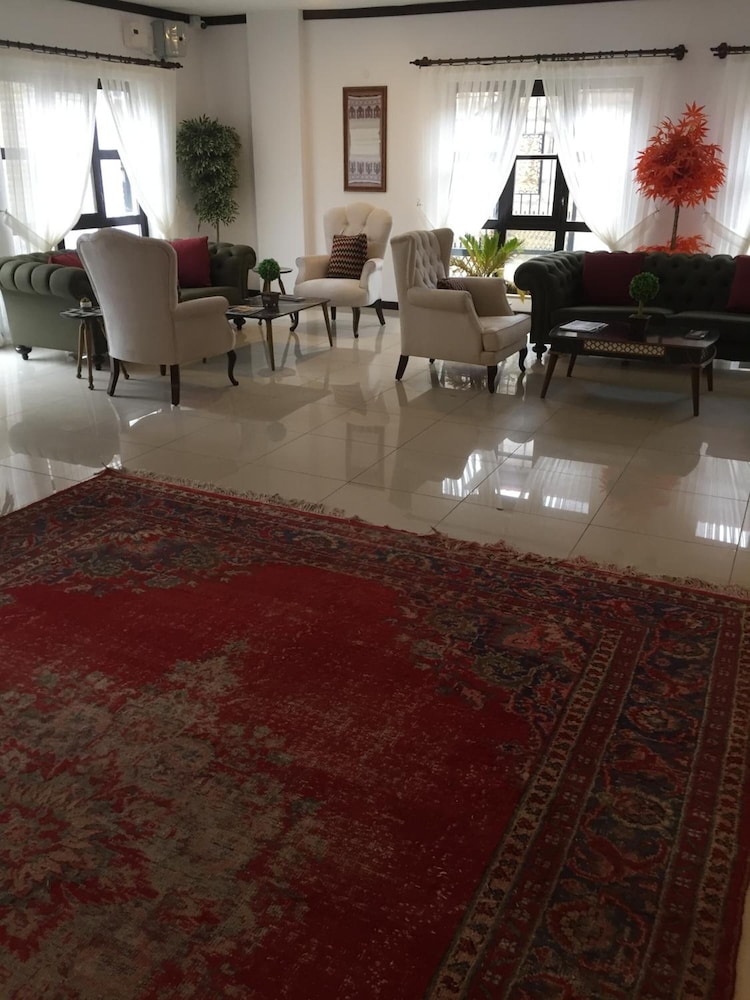 Suvari Boutique Hotel 37/47