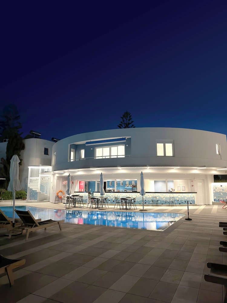 Evdokia Suites