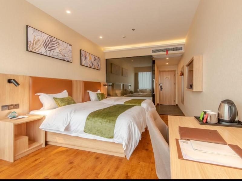GreenTree Inn Hefei Changjiang West Road Zhenxing Road Subway Station Jiaqiao Yueshan International 7/27