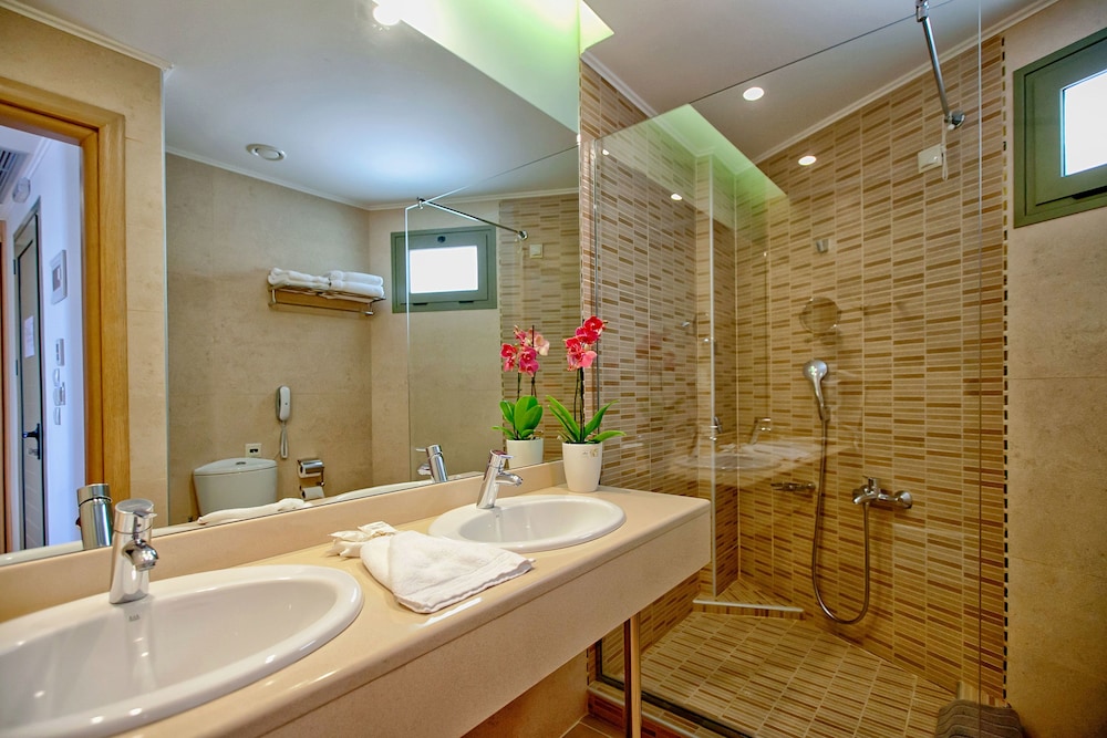 San Nicolas Hotel 47/50