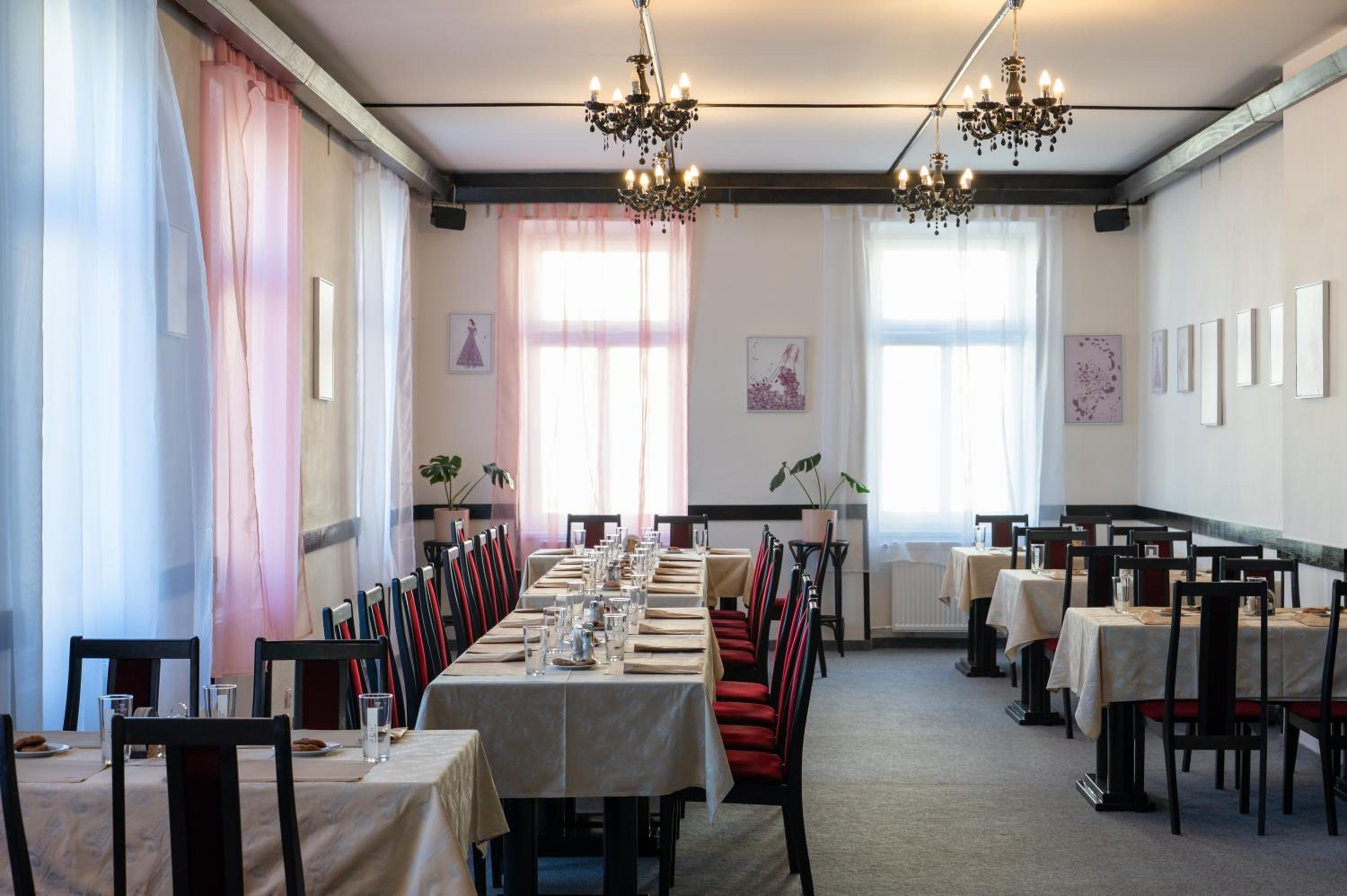 Hotel CB Royal 30/61