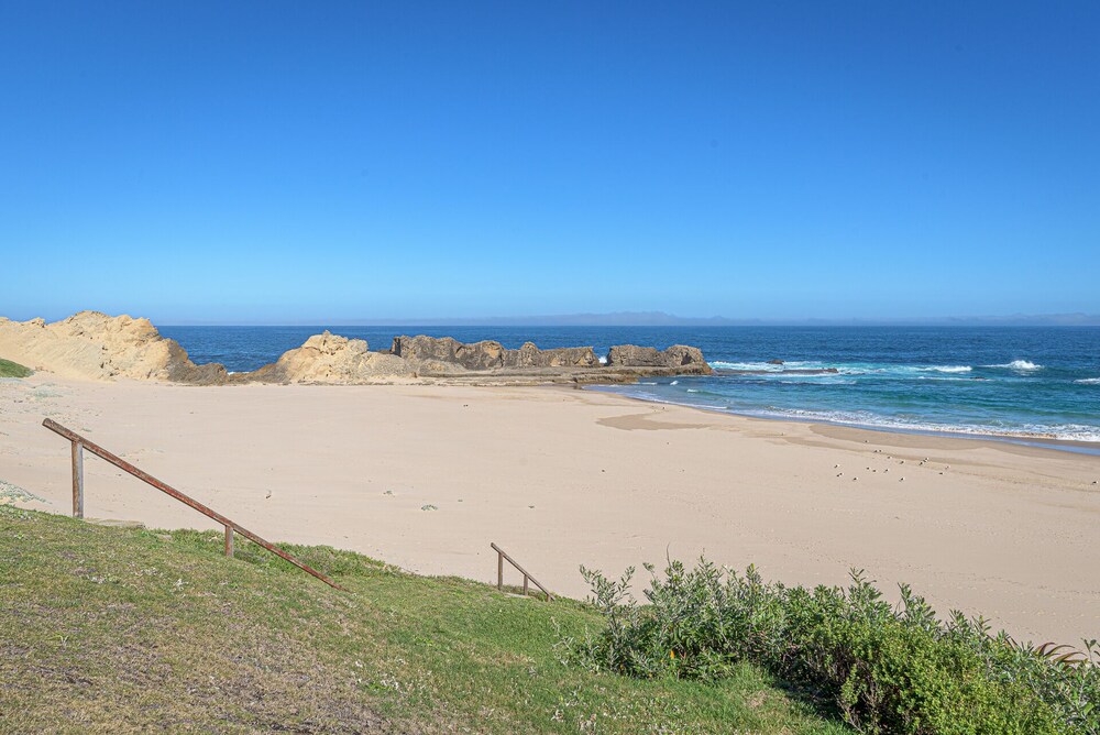 Fynbos Golf and Country Estate 31/50