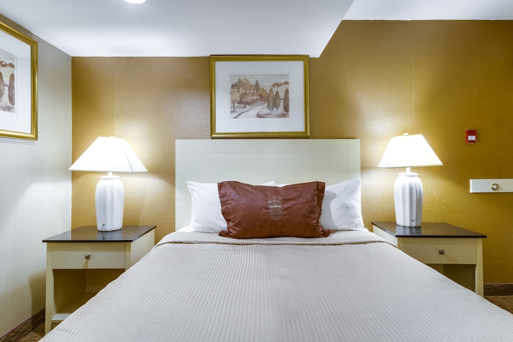 Monte Carlo Inn Toronto West Suites 27/65