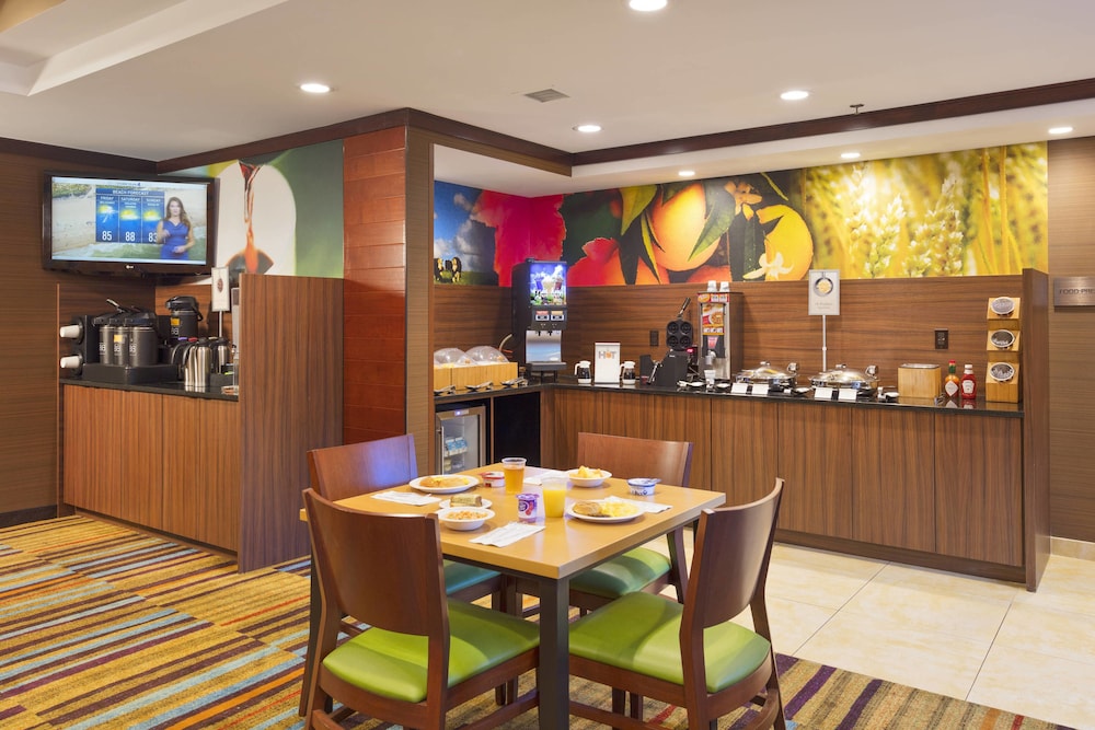 Fairfield Inn Lexington Park Patuxent River Naval Air Station 23/36