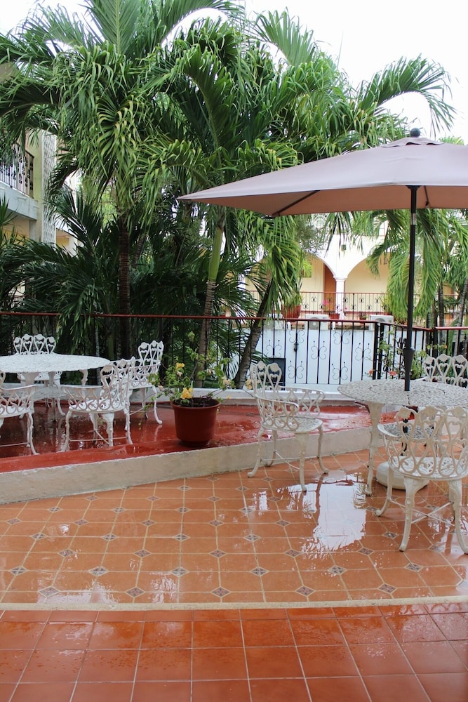 SUITE HOTEL MARIA DE LA LUZ 18/41