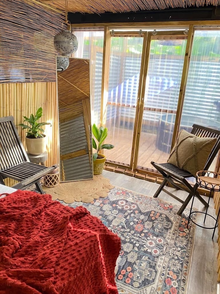 Hacienda Tres Casitas 24/50