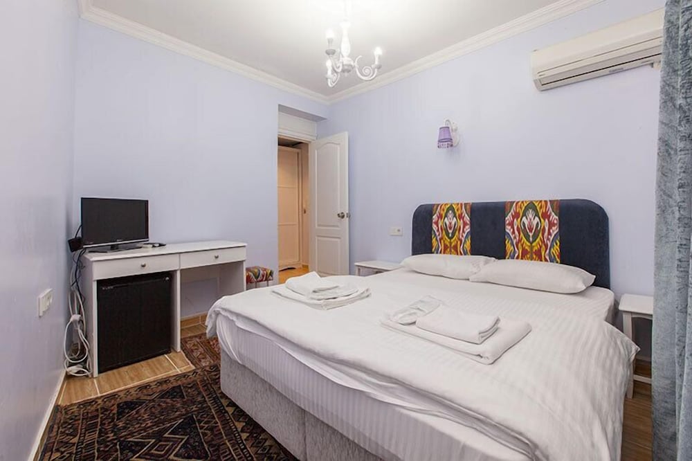 Hotel Sufi 8/16