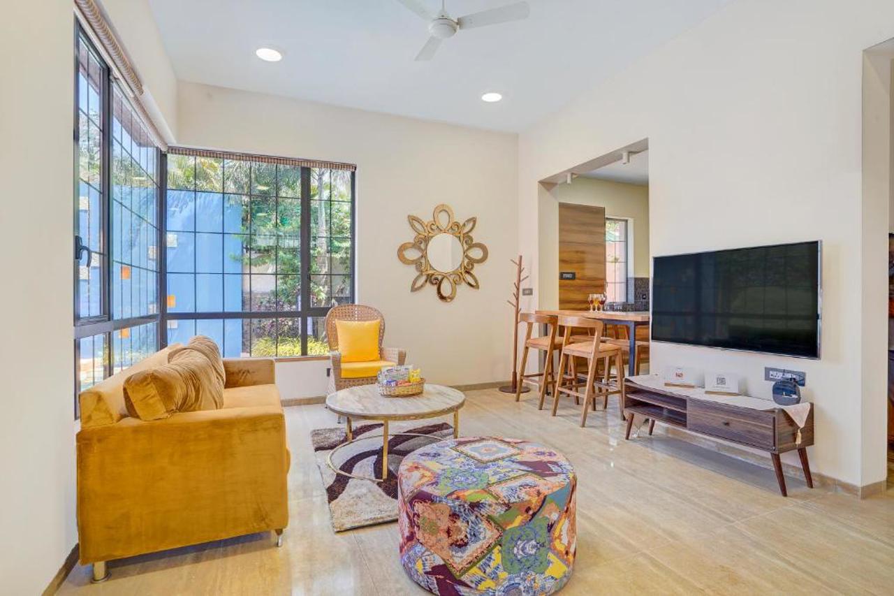 ELIVAAS Villa 39 Serene 6 BHK Retreat with Pvt Pool, Gaming Zone & Balcony 16/23