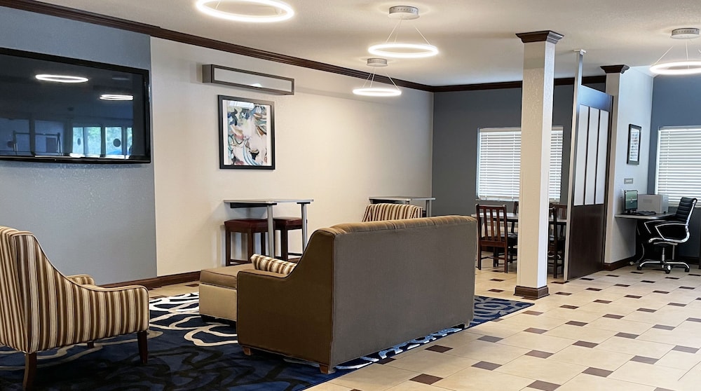 Microtel Inn & Suites By Wyndham Michigan City 25/34