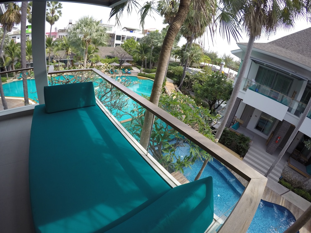 Bann Pantai Resort 66/69